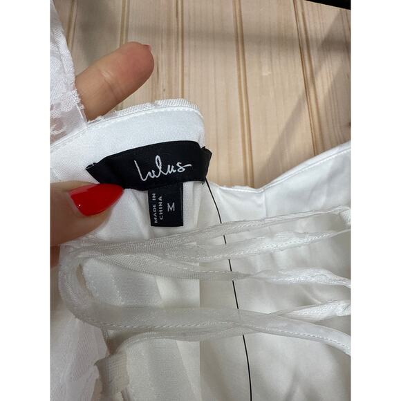 NWT Lulus Drayson White Floral Burnout Tie-Strap Tiered Midi Dress Wedding Sz M - Picture 7 of 7